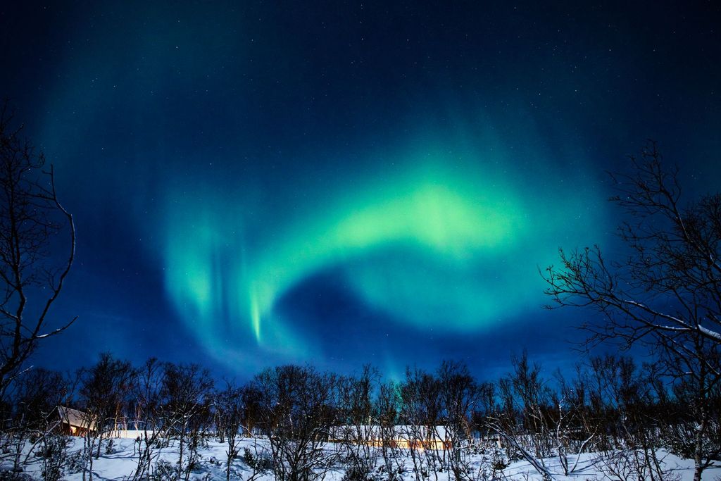 Vestre Jakobselv - Fullmåne og nordlys