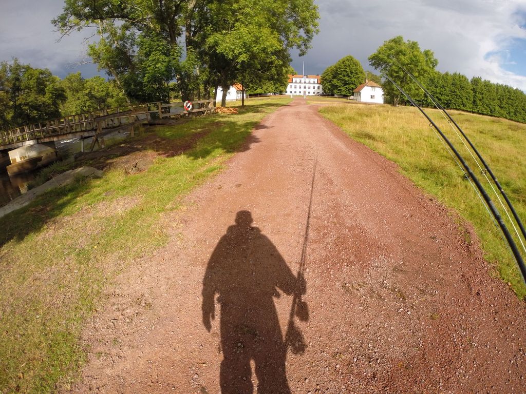 Fishing Emå...